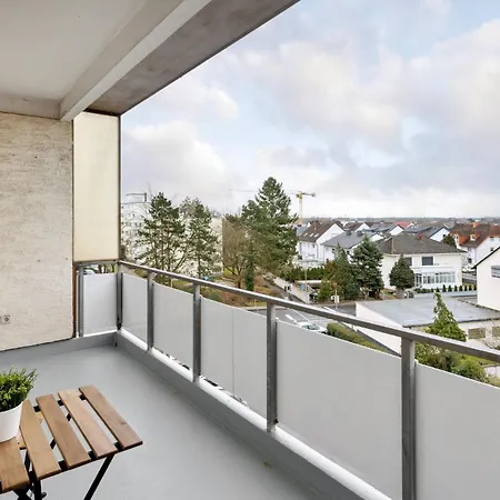 Monteur - Fuer Bis Zu 5 Personen In 64546 - Gg11