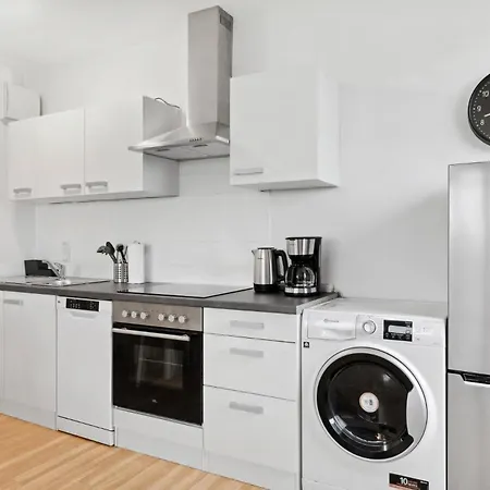 Monteur - Fuer Bis Zu 5 Personen In 64546 - Gg11 Apartment